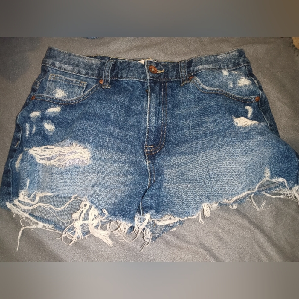 Ariya Juniors Cutoff Denim Shorts 9/29